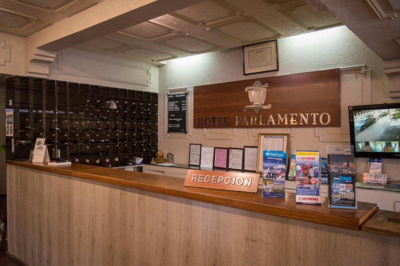 Hotel Parlamento サンティアゴ エクステリア 写真